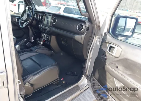 2018 Jeep Wrangler Unlimited Sahara 4X4 из США, поврежденный, VIN 1C4HJXEG1JW149109